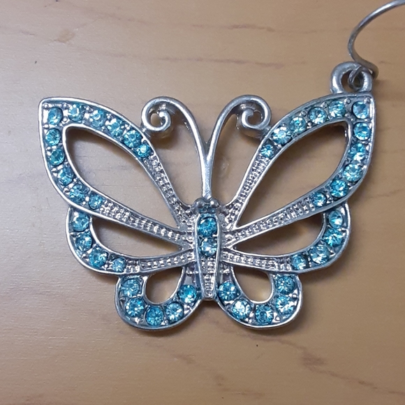 Blue butterfly earrings - Picture 3 of 3
